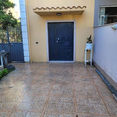 Italian Style Apartment Durres Luaran gambar