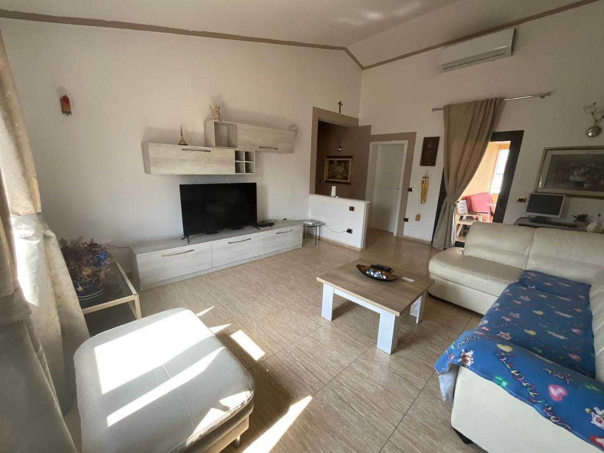 Italian Style Apartment Durres Luaran gambar