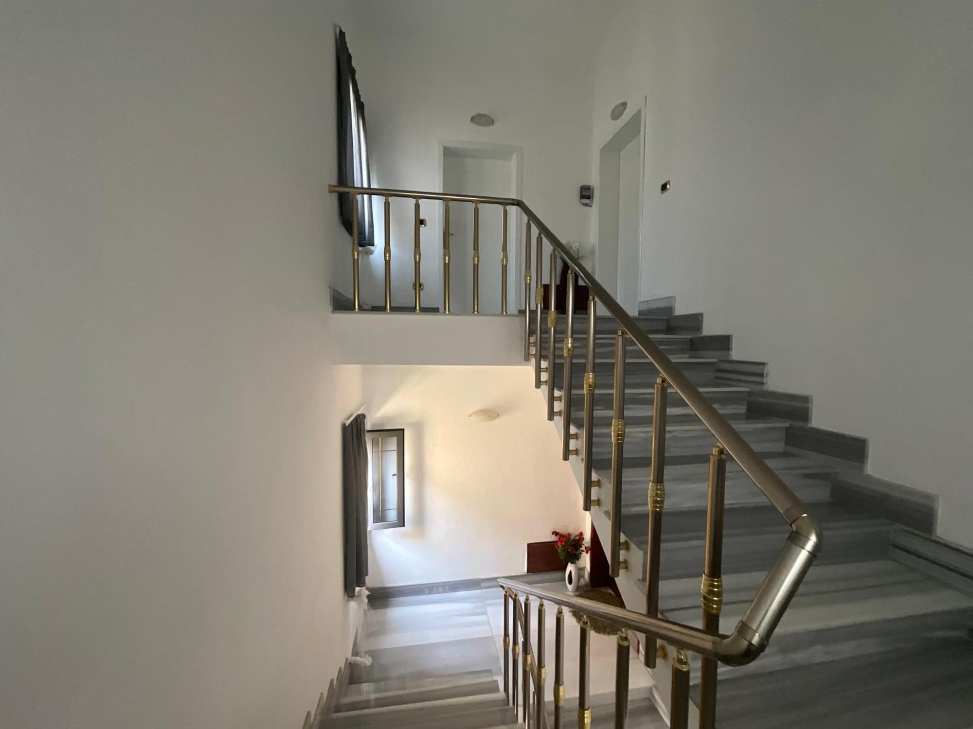 Italian Style Apartment Durres Luaran gambar